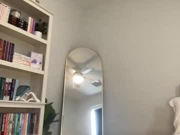 elenalovexxx's chat room