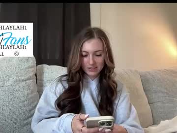 laylahlaylah1's chat room
