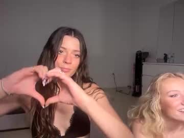 miamoorexo's chat room