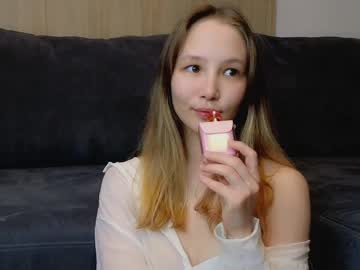 charming_evaa's chat room