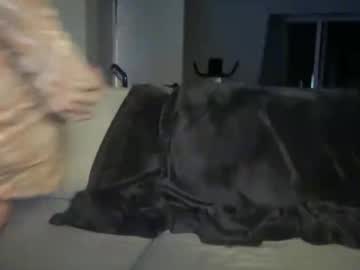 sayplsgdgrl's chat room