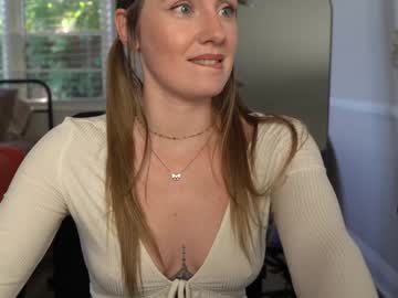 emma_ruby's chat room