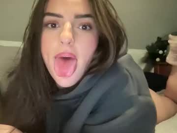 notsosweet21's chat room