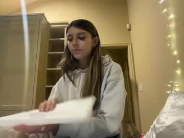 clairewalkerrr's chat room