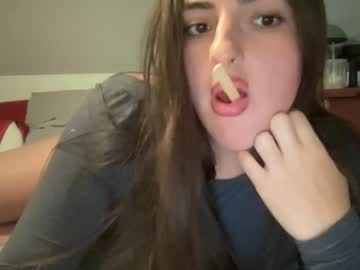 notsosweet21's chat room