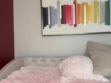 officiallyonlytams's chat room