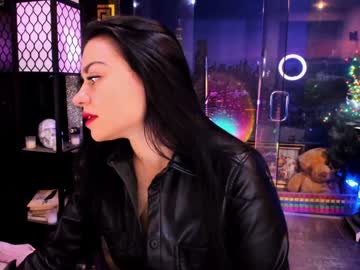 alma_pearl's chat room