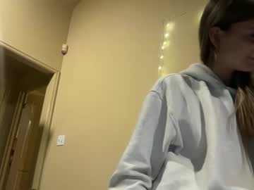 clairewalkerrr's chat room