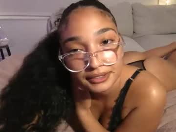 rosalinatoosexy's chat room