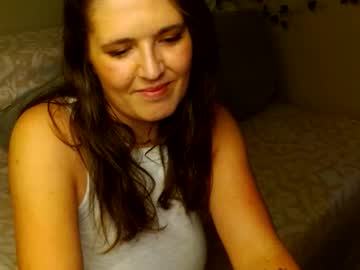 mindymounds's chat room