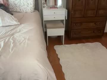 mayaxclarke's chat room