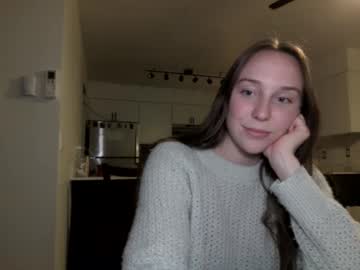 juicysavanah's chat room