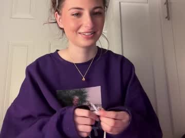 fantasyella's chat room