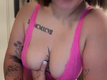 oohhellothere's chat room