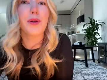 lilpinkbean's chat room