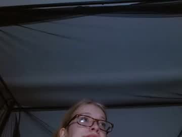 baeblondie's chat room