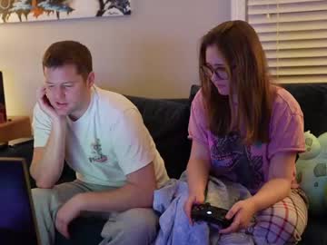 peachespunkins's chat room