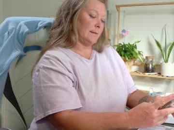 curiouscouple3143's chat room