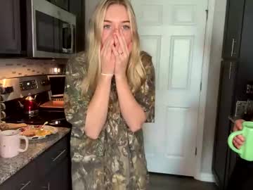 luv_birds's chat room