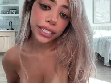 juliaabrooks's chat room