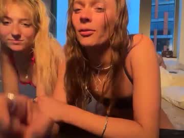 miamoorexo's chat room