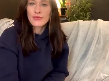 aliciacolette123's chat room