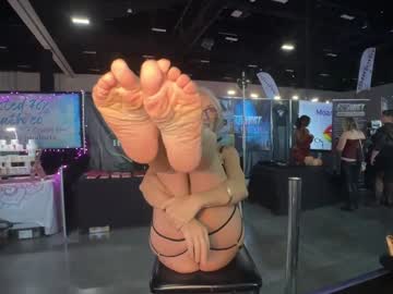 sunnie_dayz's chat room