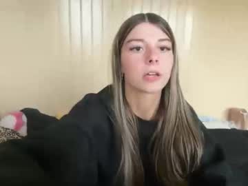 clairewalkerrr's chat room