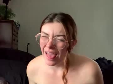 intothewoodswego's chat room