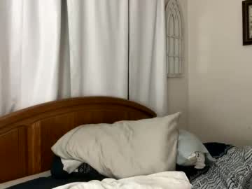 straightoutthetrailer's chat room