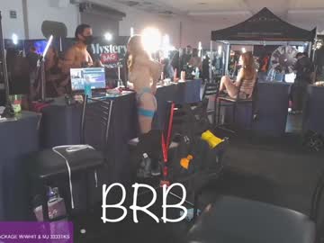 sunnie_dayz's chat room