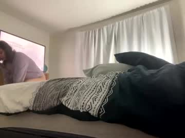 straightoutthetrailer's chat room