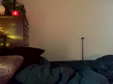 intothewoodswego's chat room