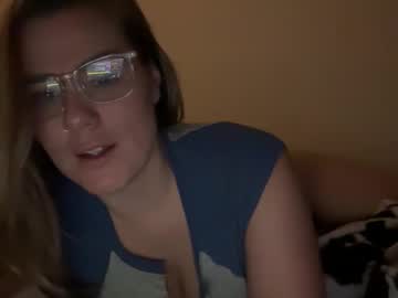 valeriexo21's chat room