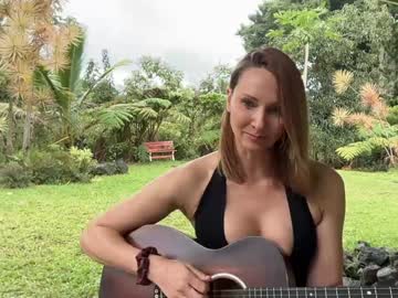 kaileeshy's chat room