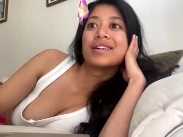 hawaiigirl_'s chat room