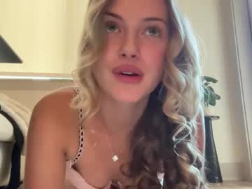 luvaimee's chat room