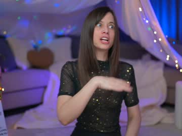 newchloe18's chat room