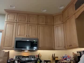 laylakitten4's chat room