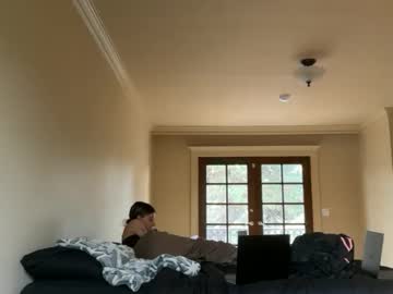 chloeros3e's chat room