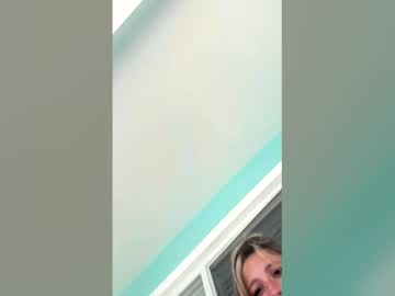 juleeahh's chat room