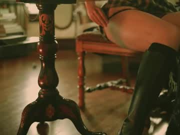 thecamwoman's chat room