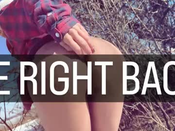 abbienextdoor's chat room