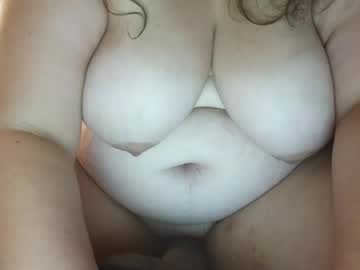 roxiejamesss's chat room