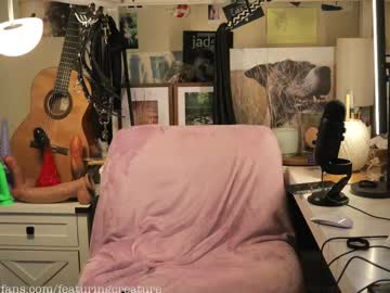 creature_marie's chat room