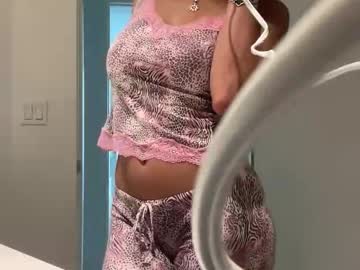 camiliakxoxo's chat room