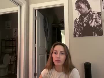 sweetgirlzara's chat room