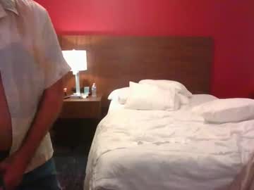 charleyandsmokie's chat room