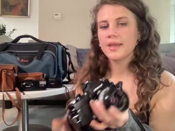 daddy_daycare_'s chat room