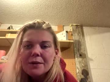 dickeddownsouth's chat room